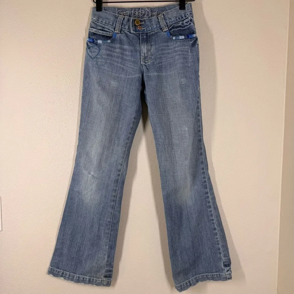 Gap Vintage Girls Y2K Flare Jeans Embroidered Heart Medium Wash Denim Size 12